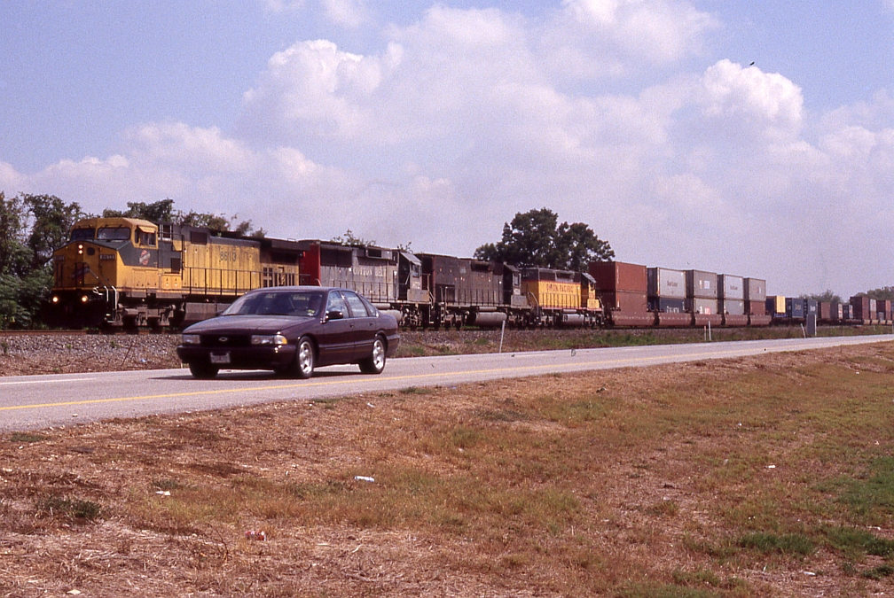 CNW 8610 leading a trio of classics